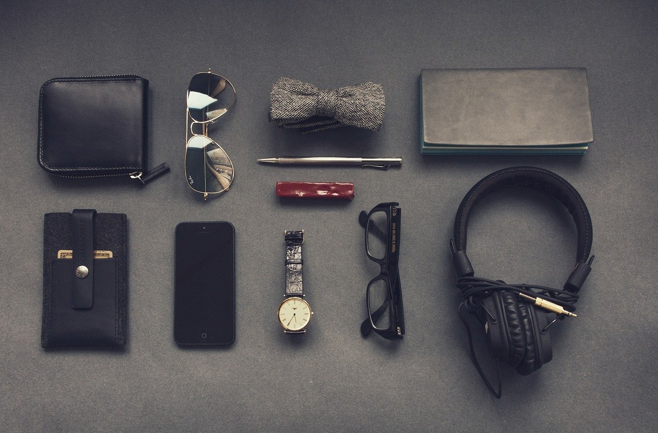 8 types of work from home equipment to enhance productivity in convenient ways