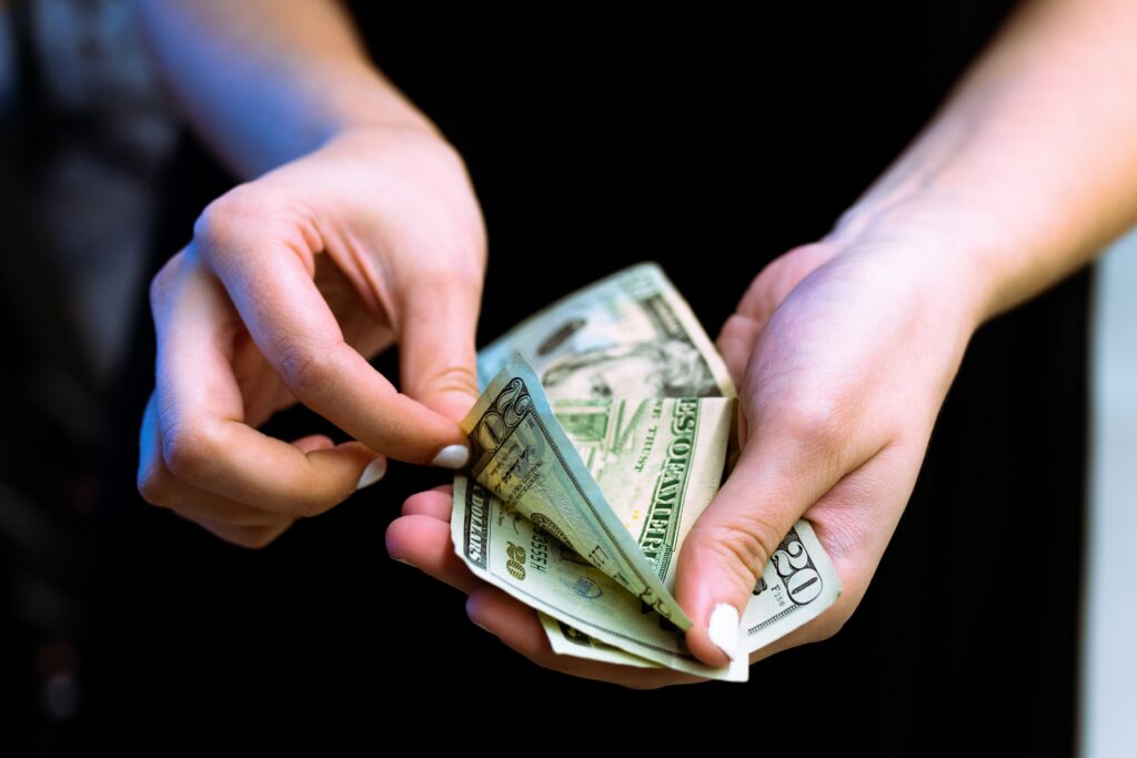 ideas to make a thousand dollars quickly